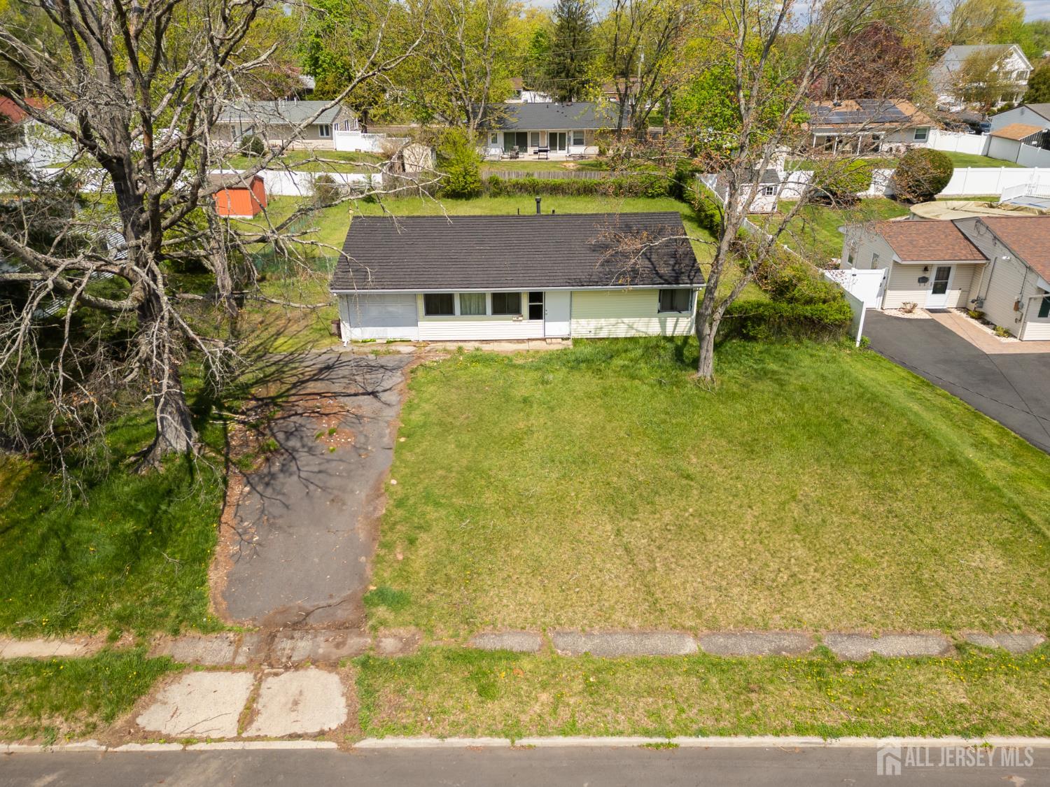 39 Richford, South Brunswick, NJ, 08824