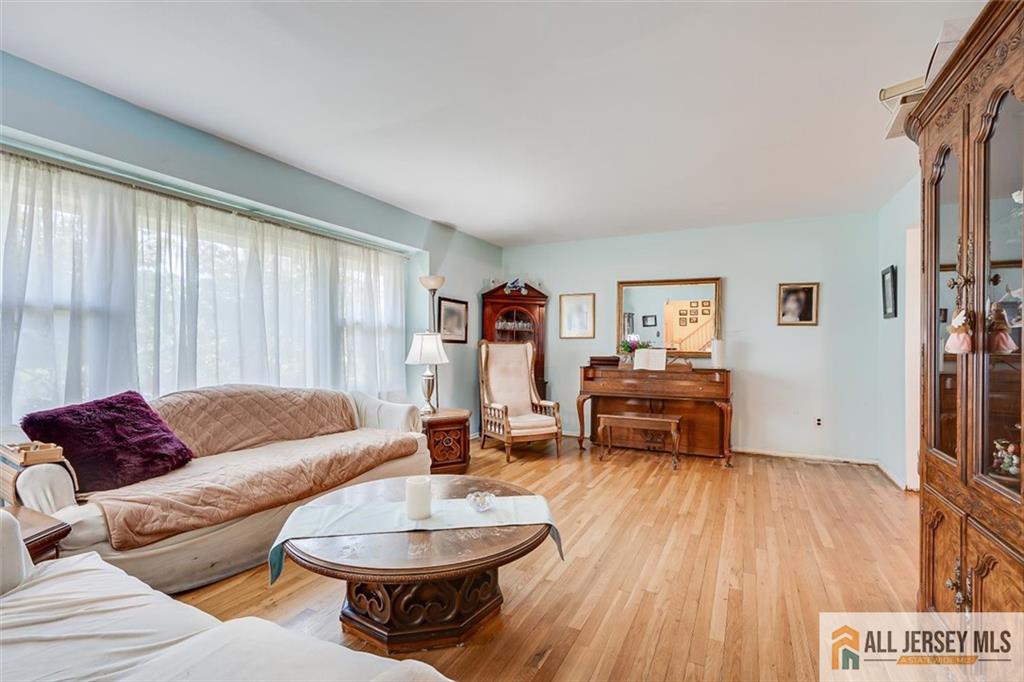 575 Grove, Edison, NJ, 08820