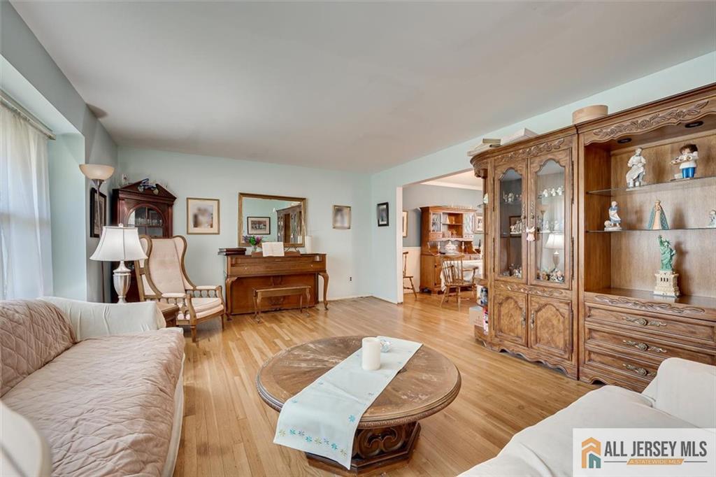 575 Grove, Edison, NJ, 08820