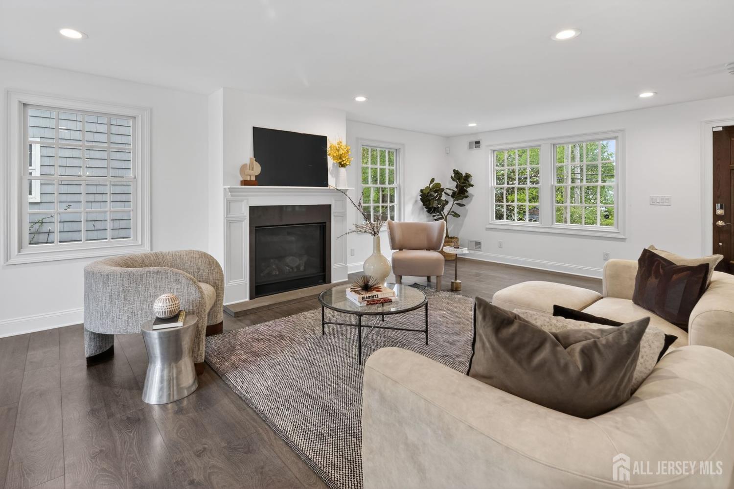 163 Myrtle, Cedar Grove, NJ, 07009