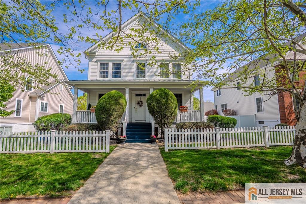 628 New Dover, Colonia, NJ, 07067