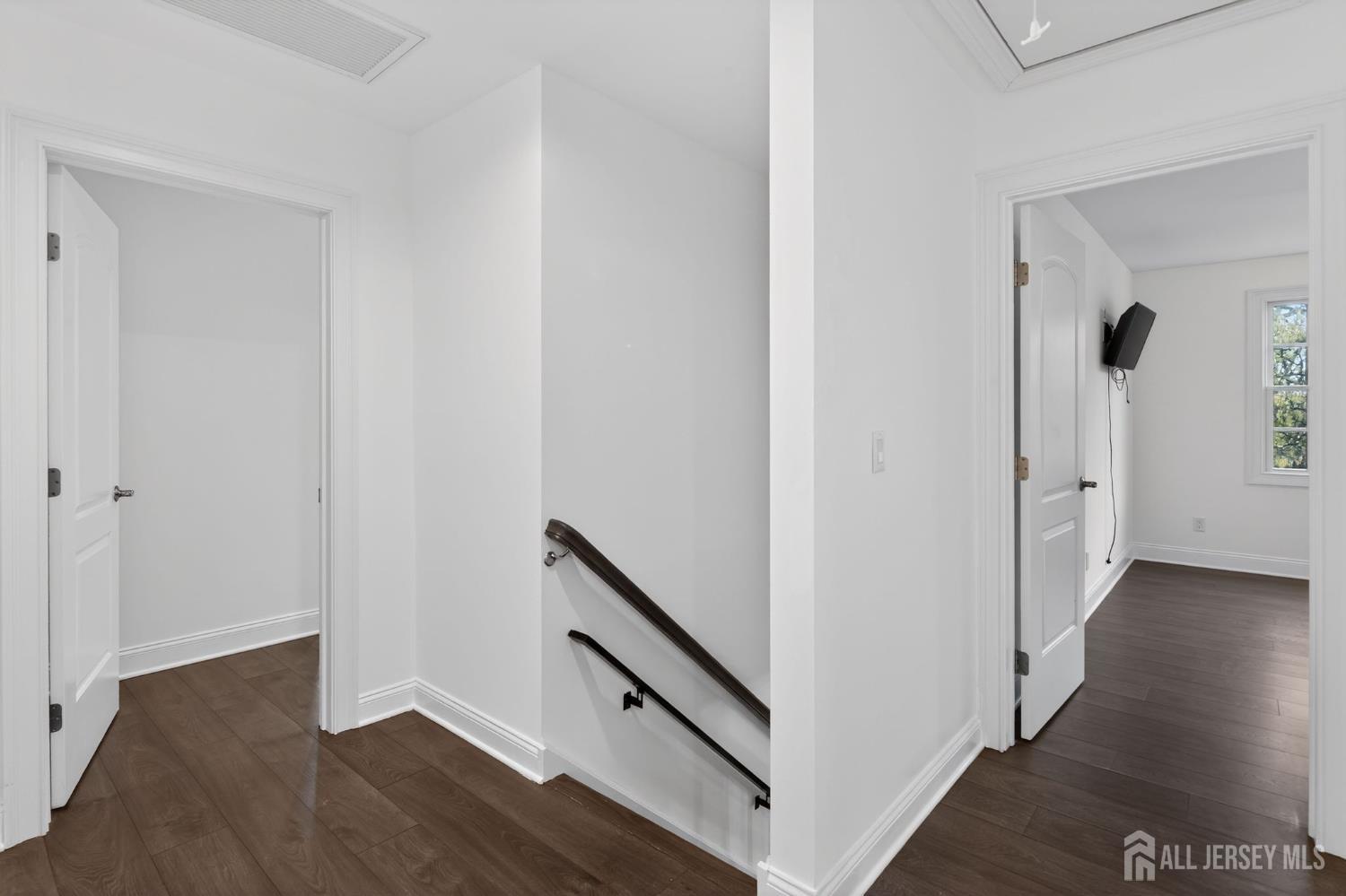 163 Myrtle, Cedar Grove, NJ, 07009