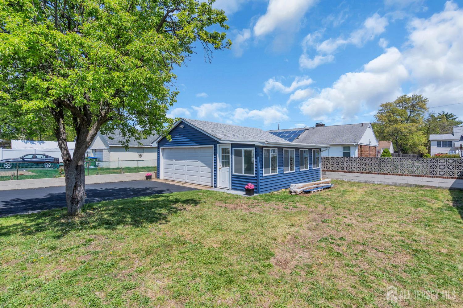 21 Market, Edison, NJ, 08817