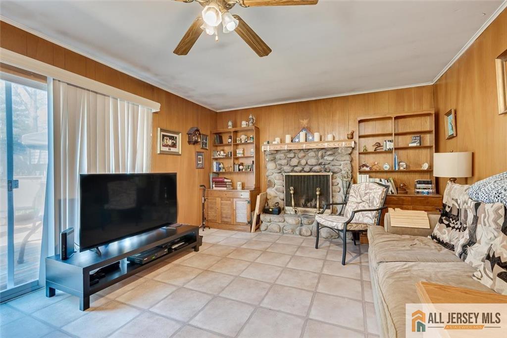 575 Grove, Edison, NJ, 08820