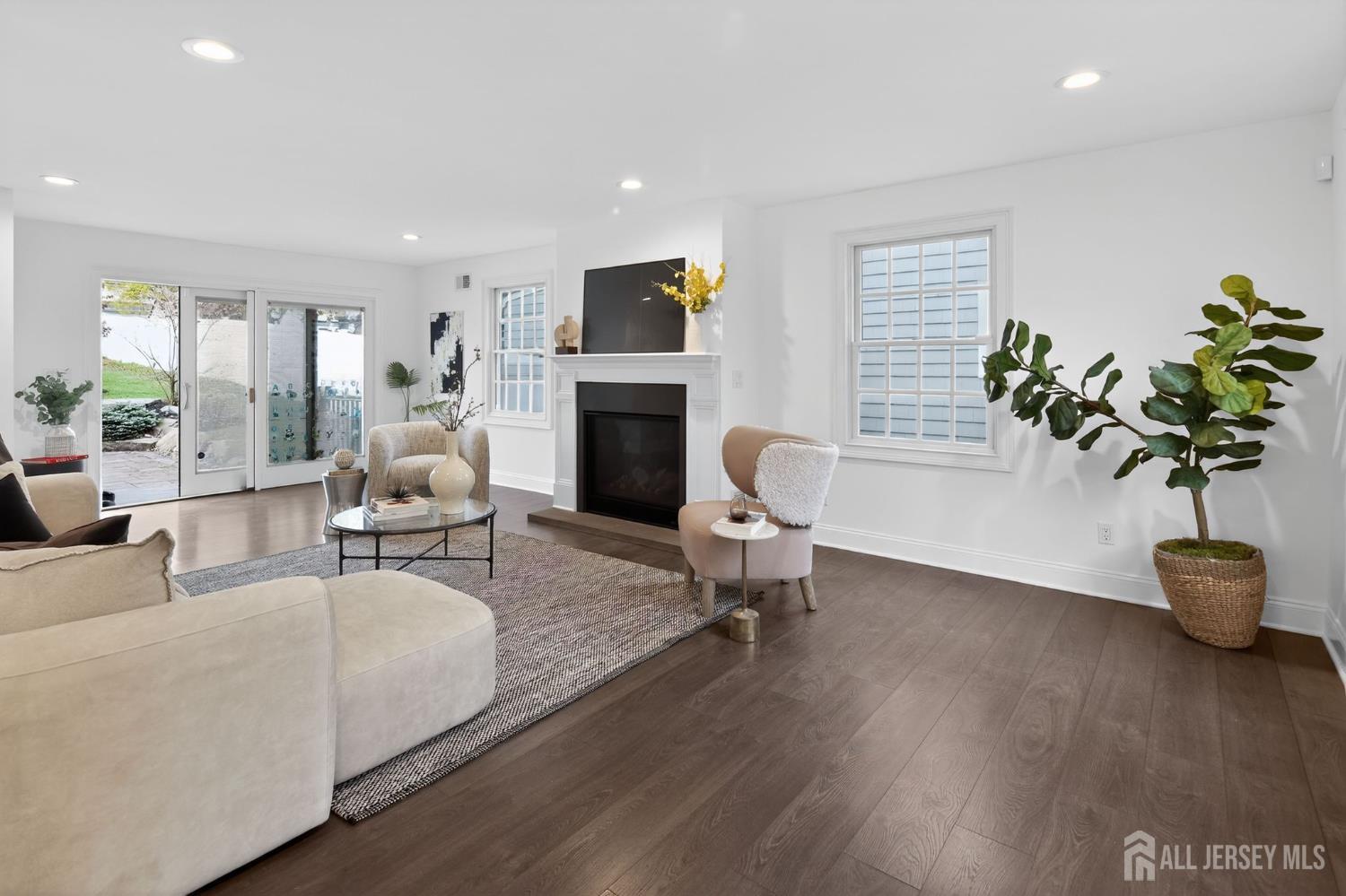 163 Myrtle, Cedar Grove, NJ, 07009