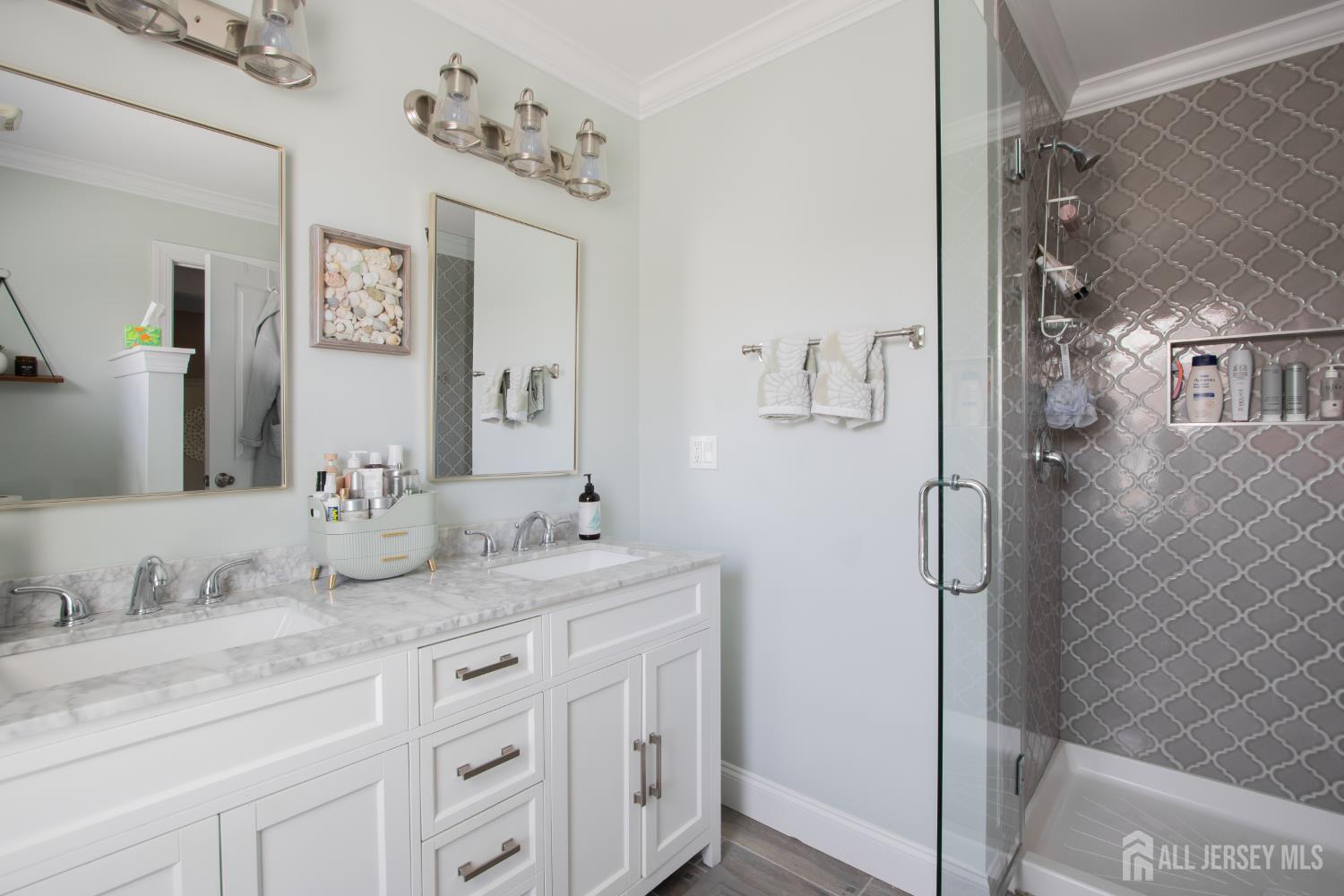 20 Waverly, Keyport, NJ, 07735