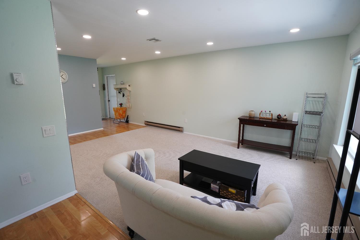 535 Ardmore UNIT A, Monroe, NJ, 08831