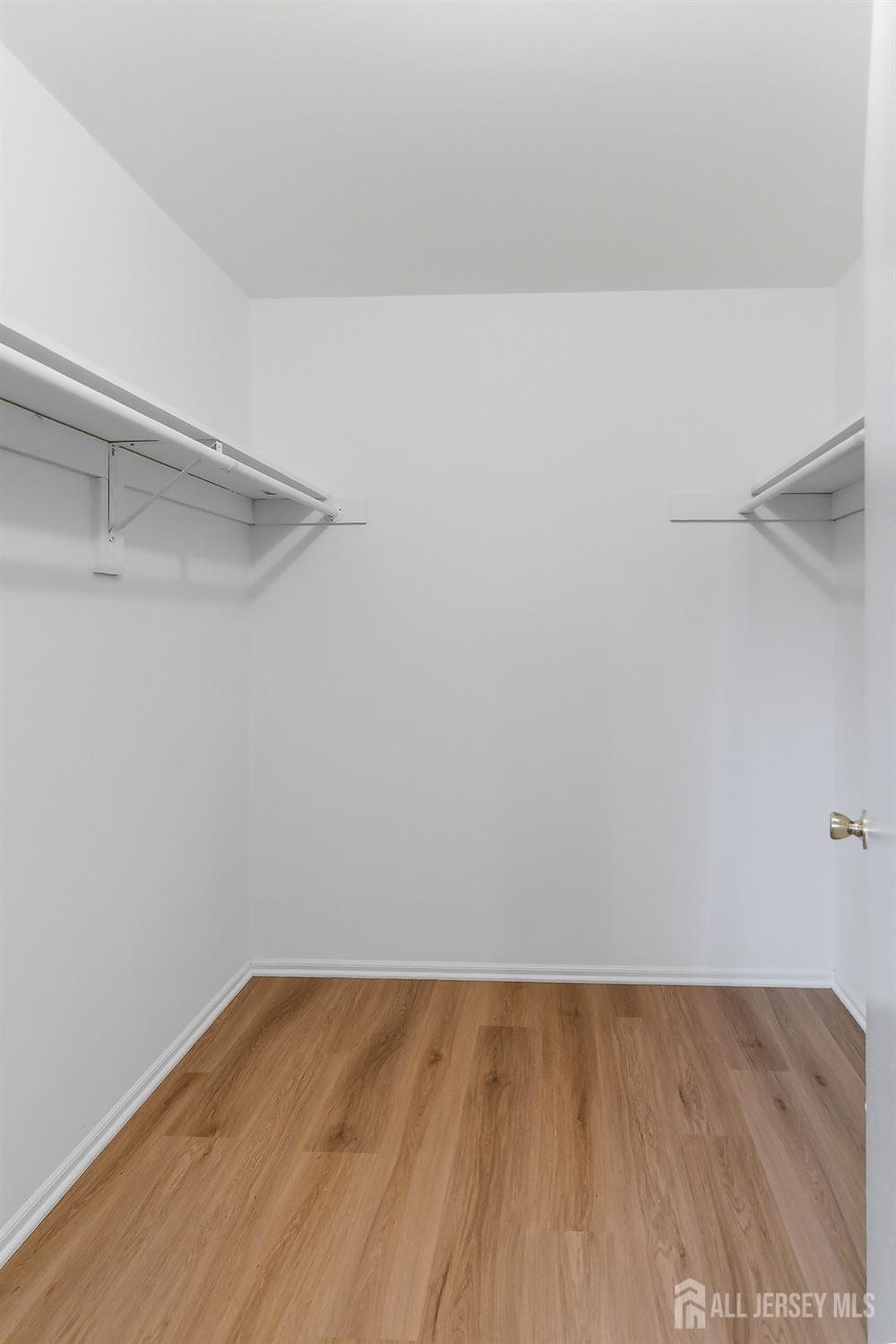 69 Jefferson, Spotswood, NJ, 08884