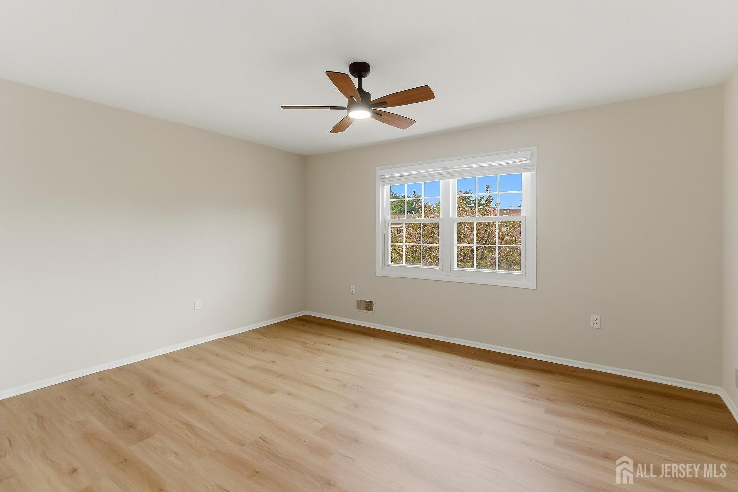 69 Jefferson, Spotswood, NJ, 08884