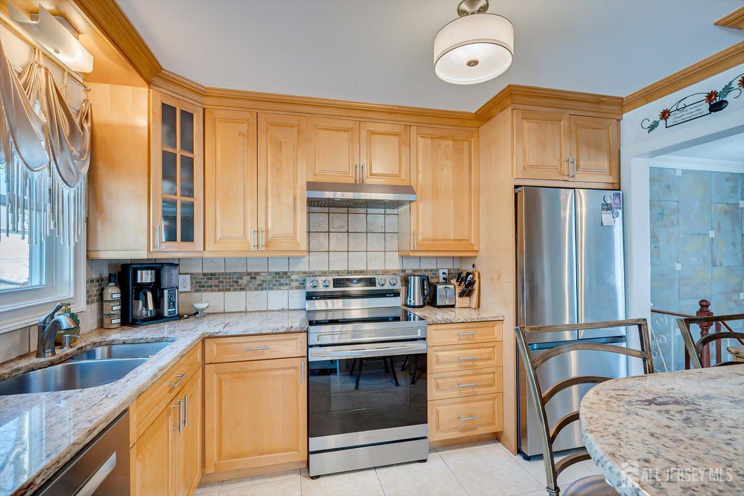 71 Crosby, Edison, NJ, 08817