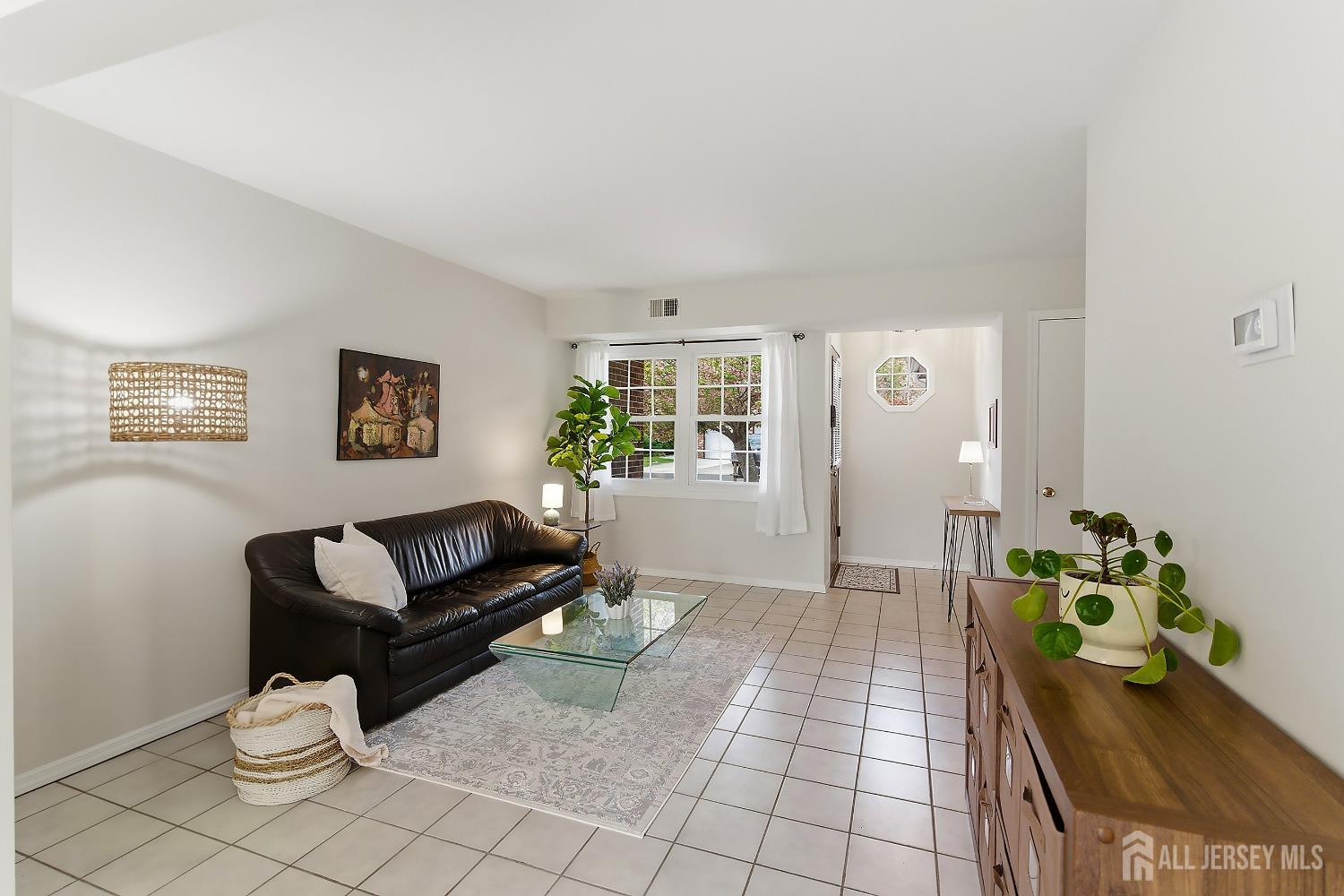 69 Jefferson, Spotswood, NJ, 08884