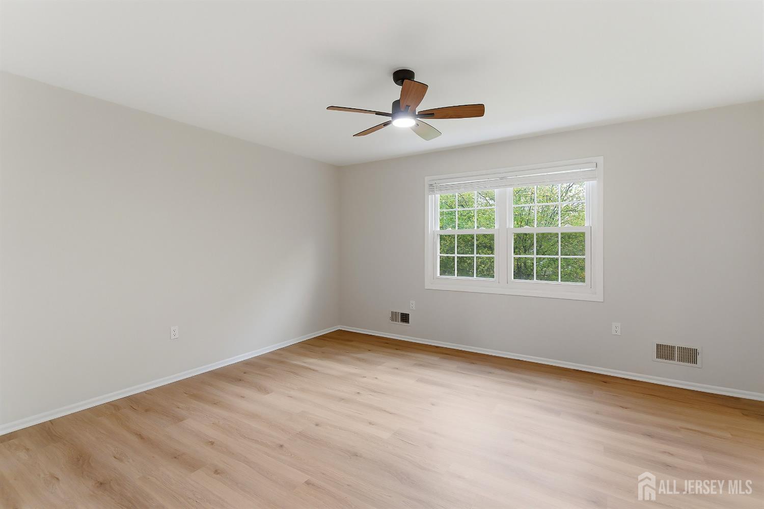 69 Jefferson, Spotswood, NJ, 08884