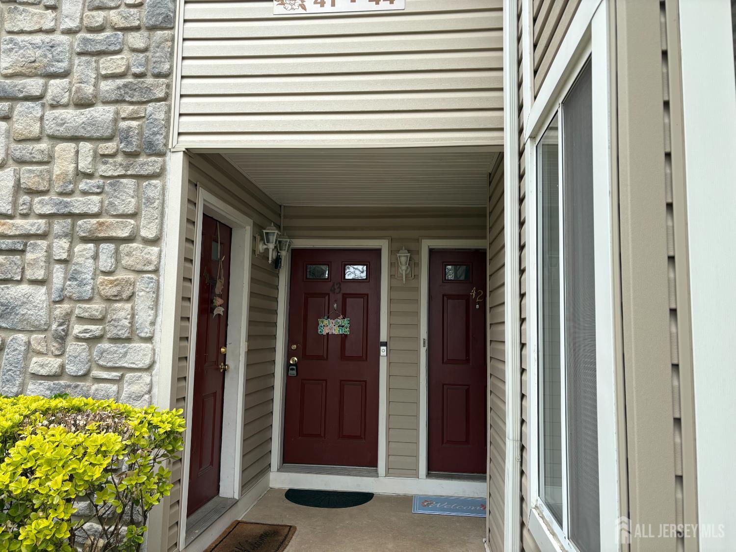 63 Renaissance, New Brunswick, NJ, 08901