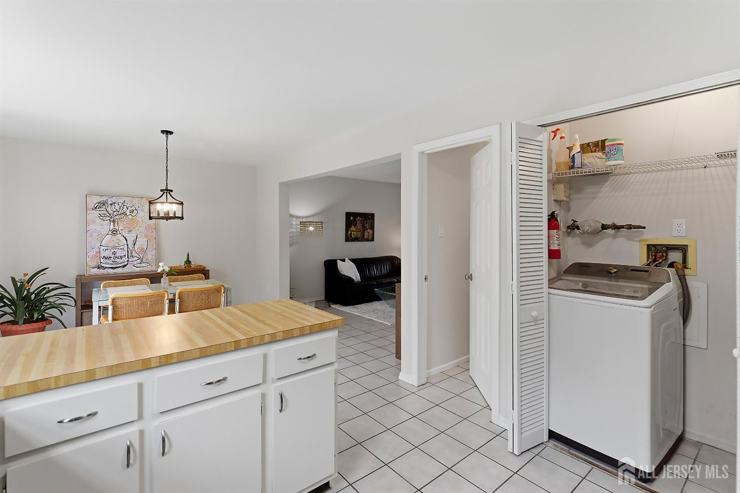 69 Jefferson, Spotswood, NJ, 08884