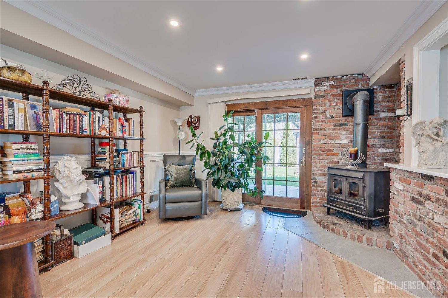 71 Crosby, Edison, NJ, 08817