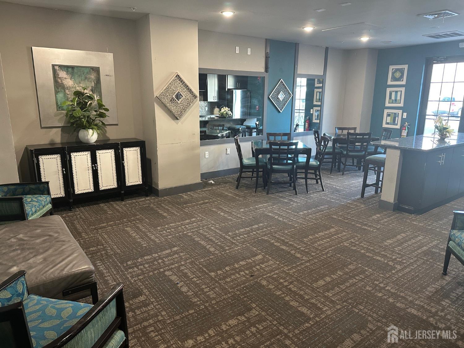 88 Roosevelt UNIT 212, Carteret, NJ, 07008