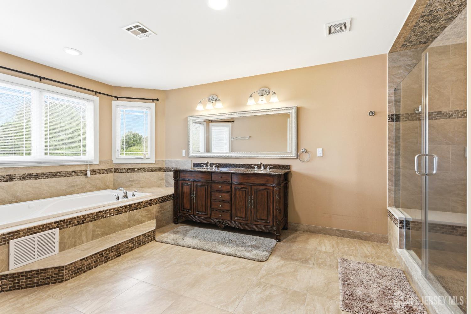 14 Hillsdale, Edison, NJ, 08820