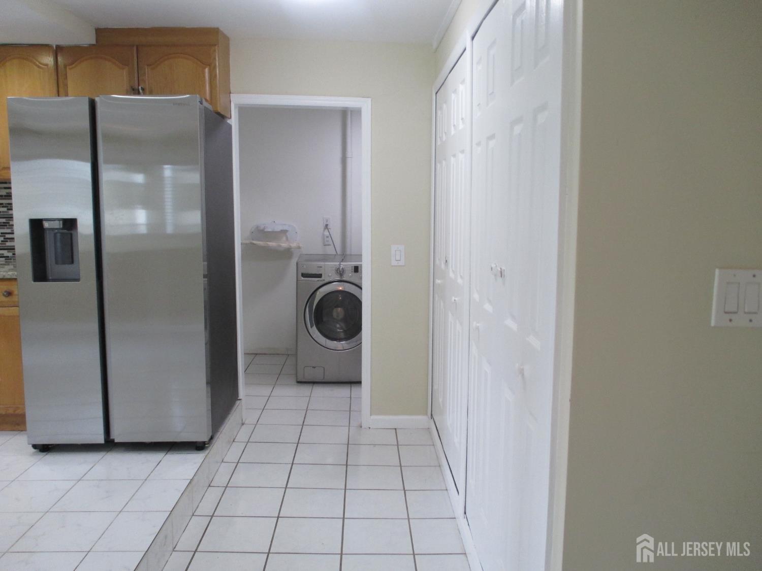 14 New Dover, Iselin, NJ, 08830