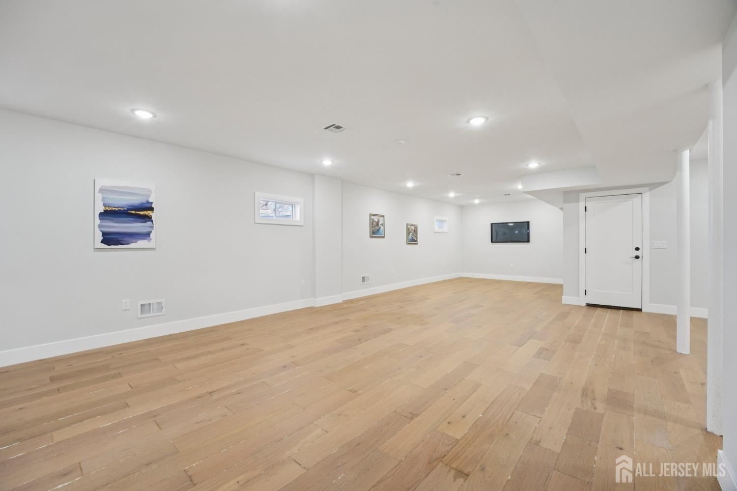 75 Jefferson, Edison, NJ, 08817