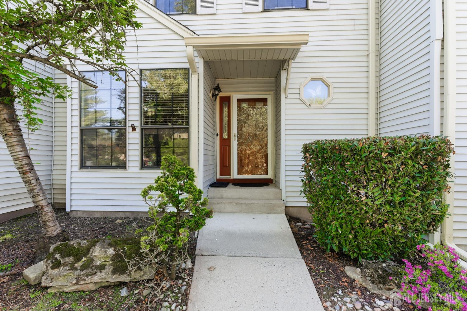 272 Westgate, Edison, NJ, 08820