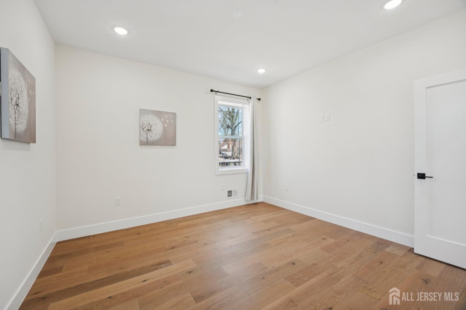 75 Jefferson, Edison, NJ, 08817