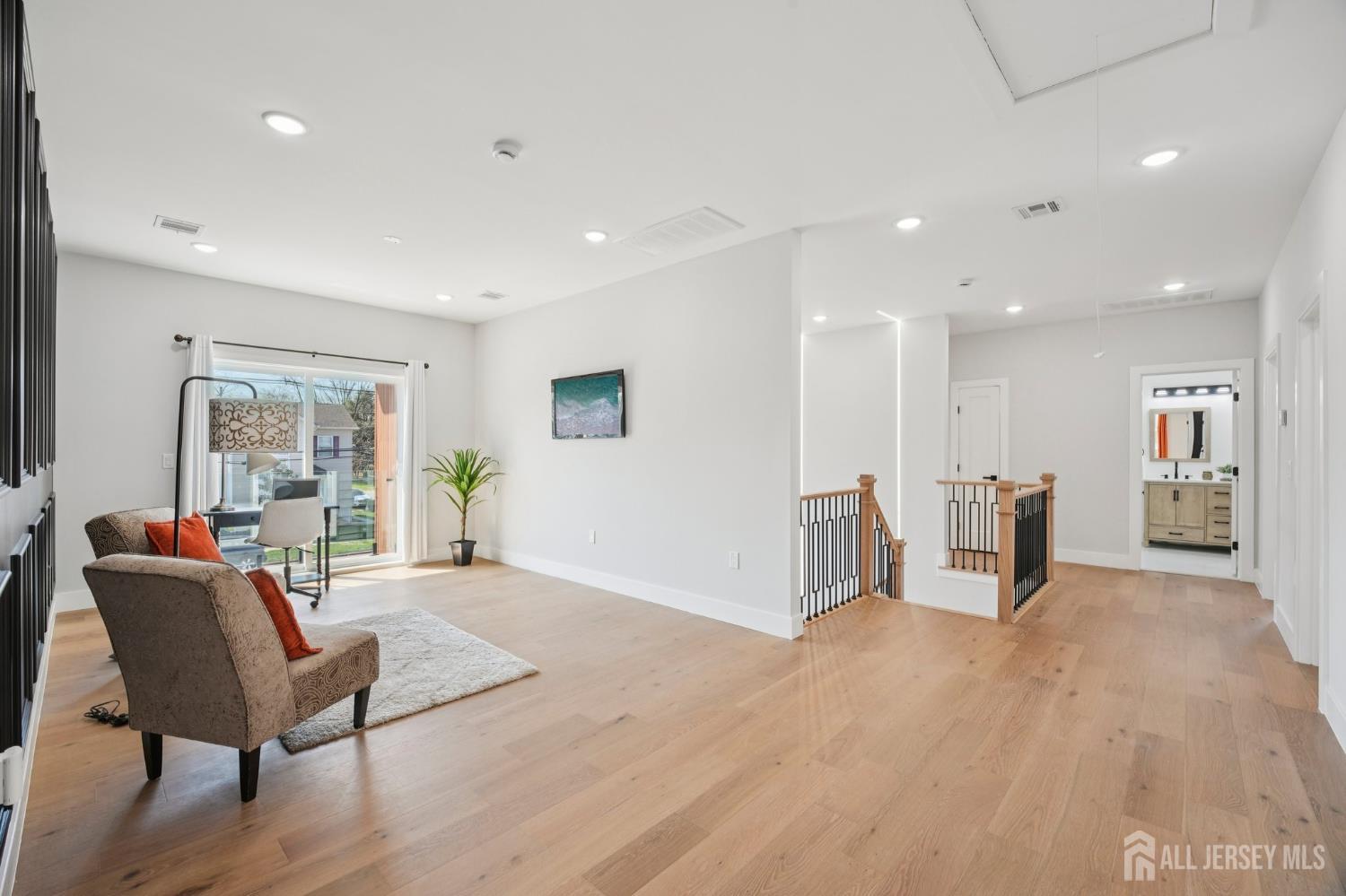 75 Jefferson, Edison, NJ, 08817