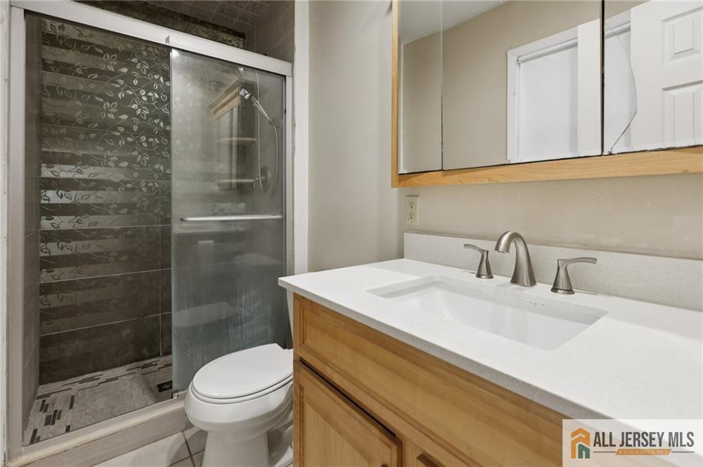 1 Landry, Franklin, NJ, 08873