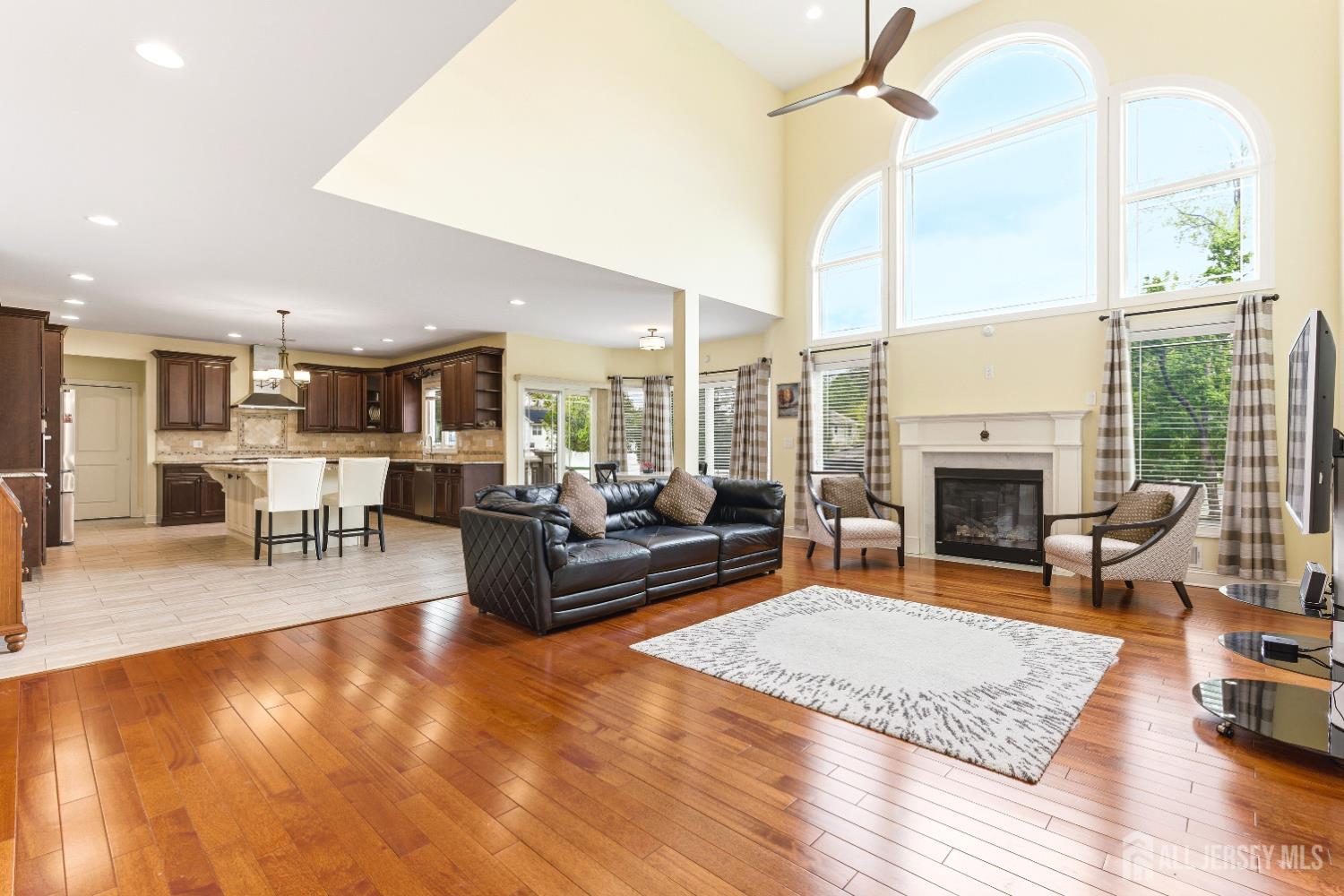 14 Hillsdale, Edison, NJ, 08820