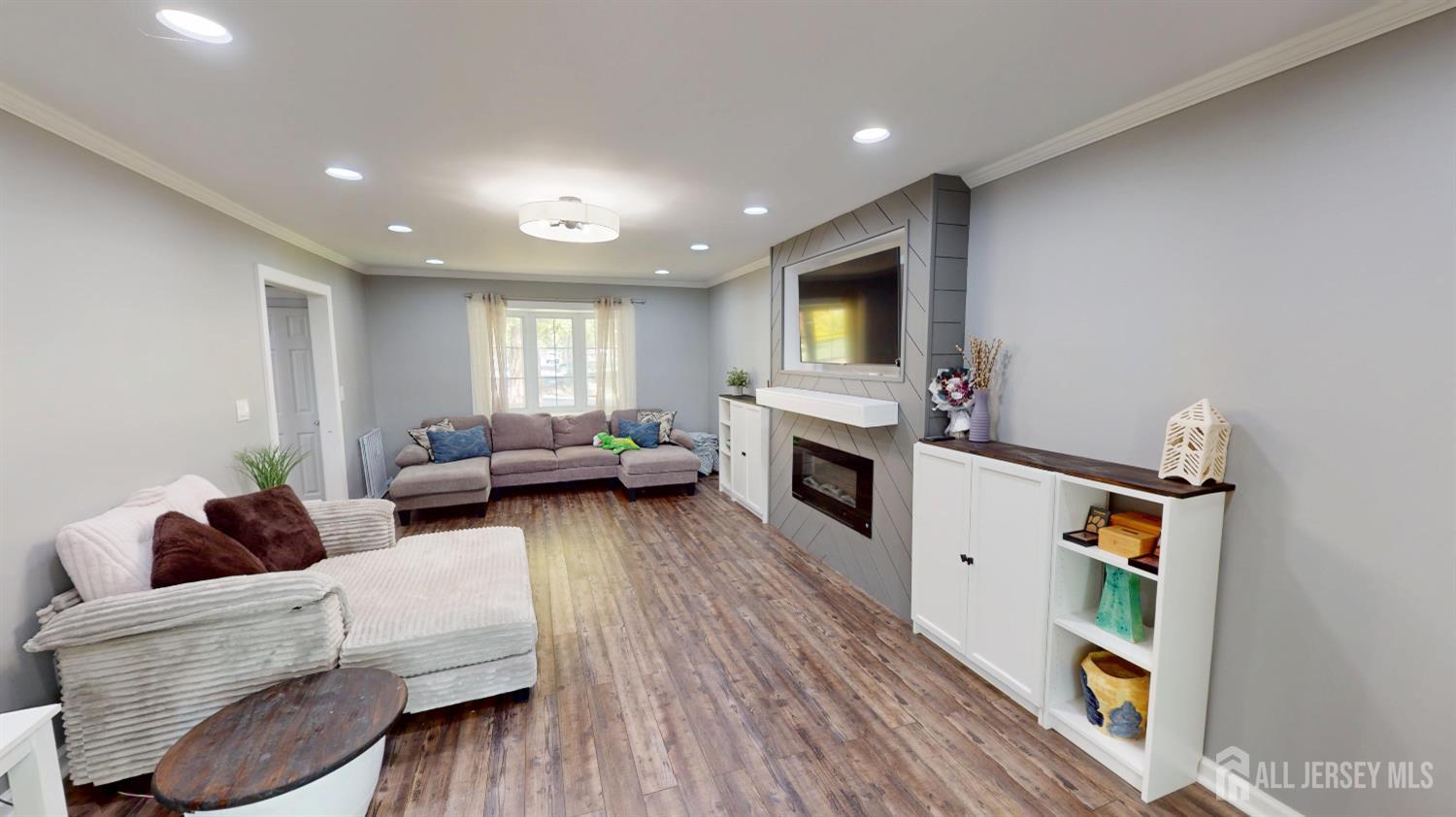 20 Revock, East Brunswick, NJ, 08816