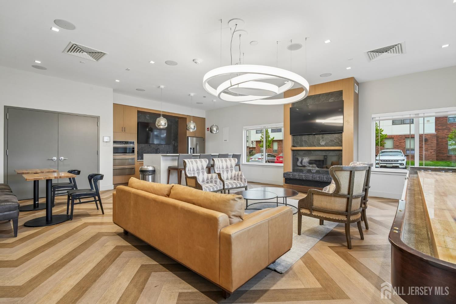 723 Station, Middlesex, NJ, 08812