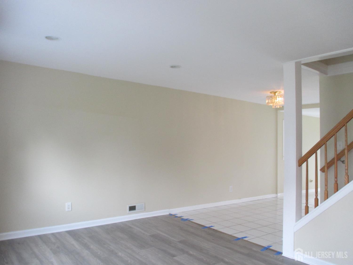 14 New Dover, Iselin, NJ, 08830