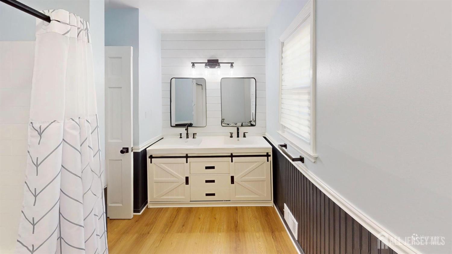 20 Revock, East Brunswick, NJ, 08816