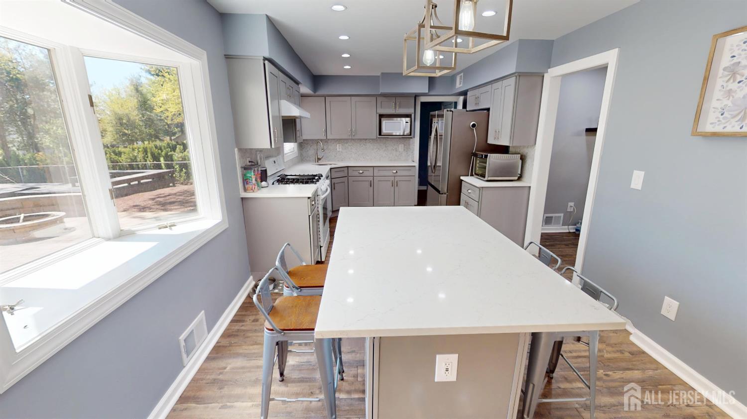 20 Revock, East Brunswick, NJ, 08816