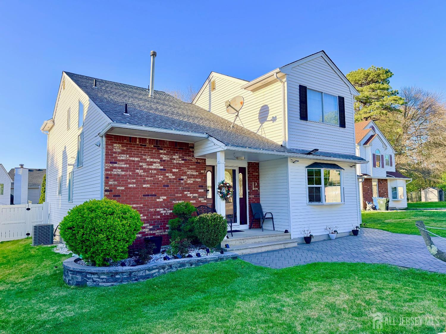 12 NE Sullivan, East Brunswick, NJ, 08816