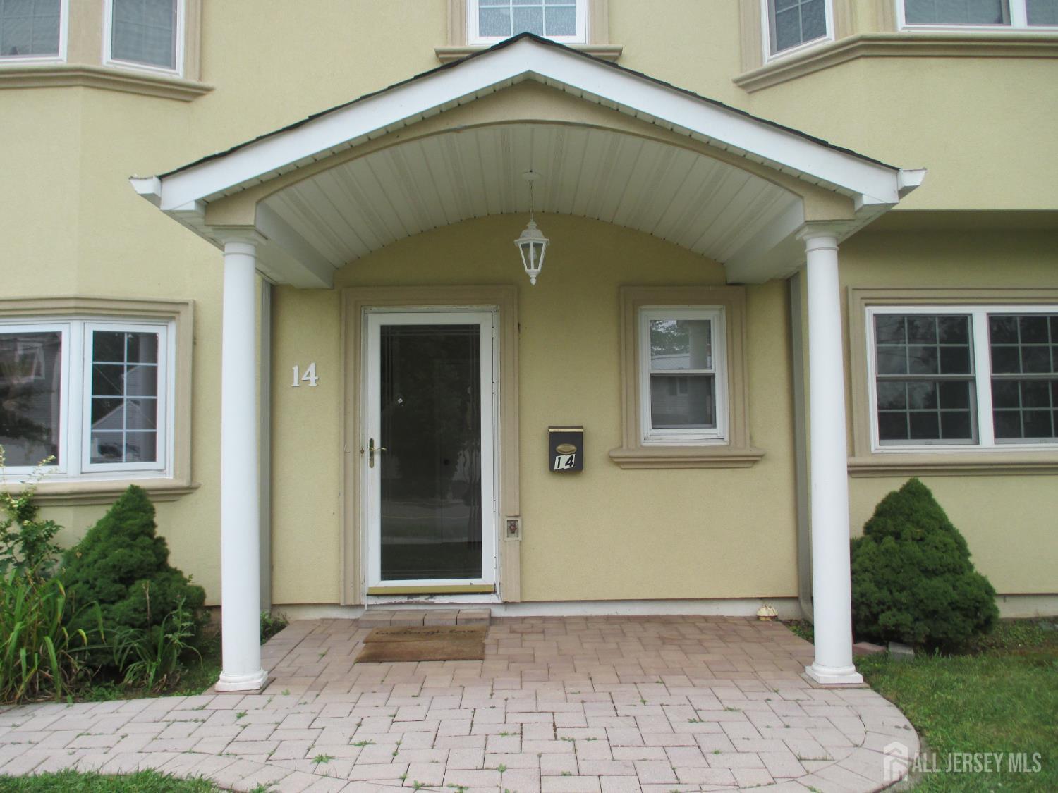 14 New Dover, Iselin, NJ, 08830