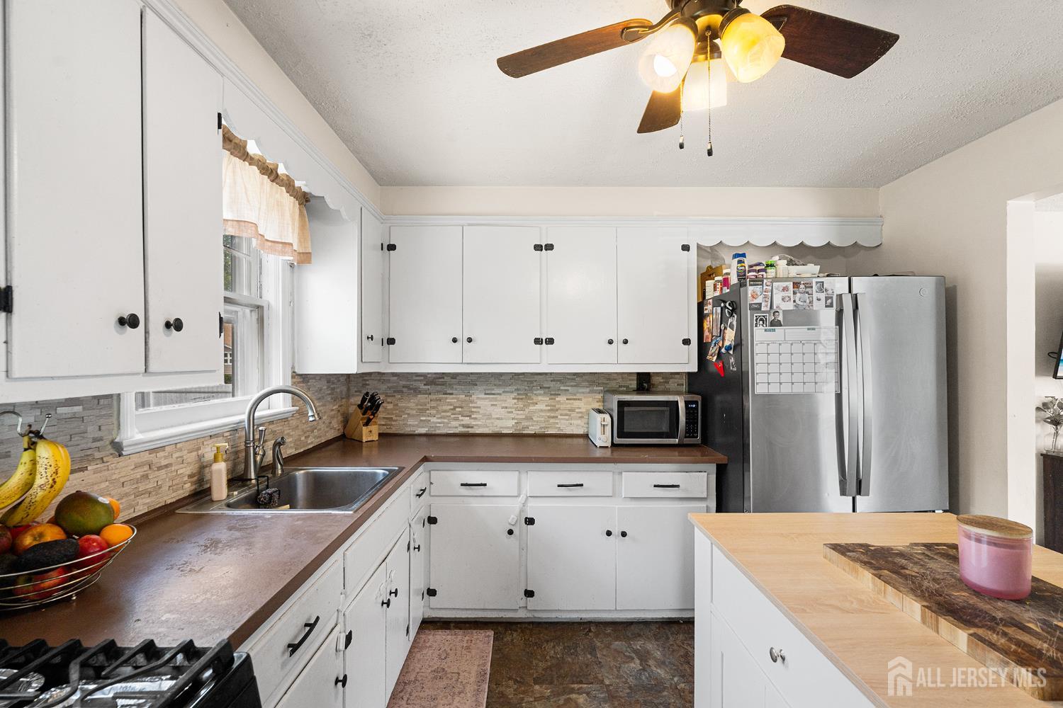 585 bamford, Middlesex, NJ, 07095