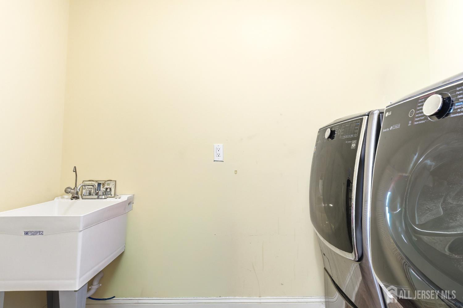 14 Hillsdale, Edison, NJ, 08820