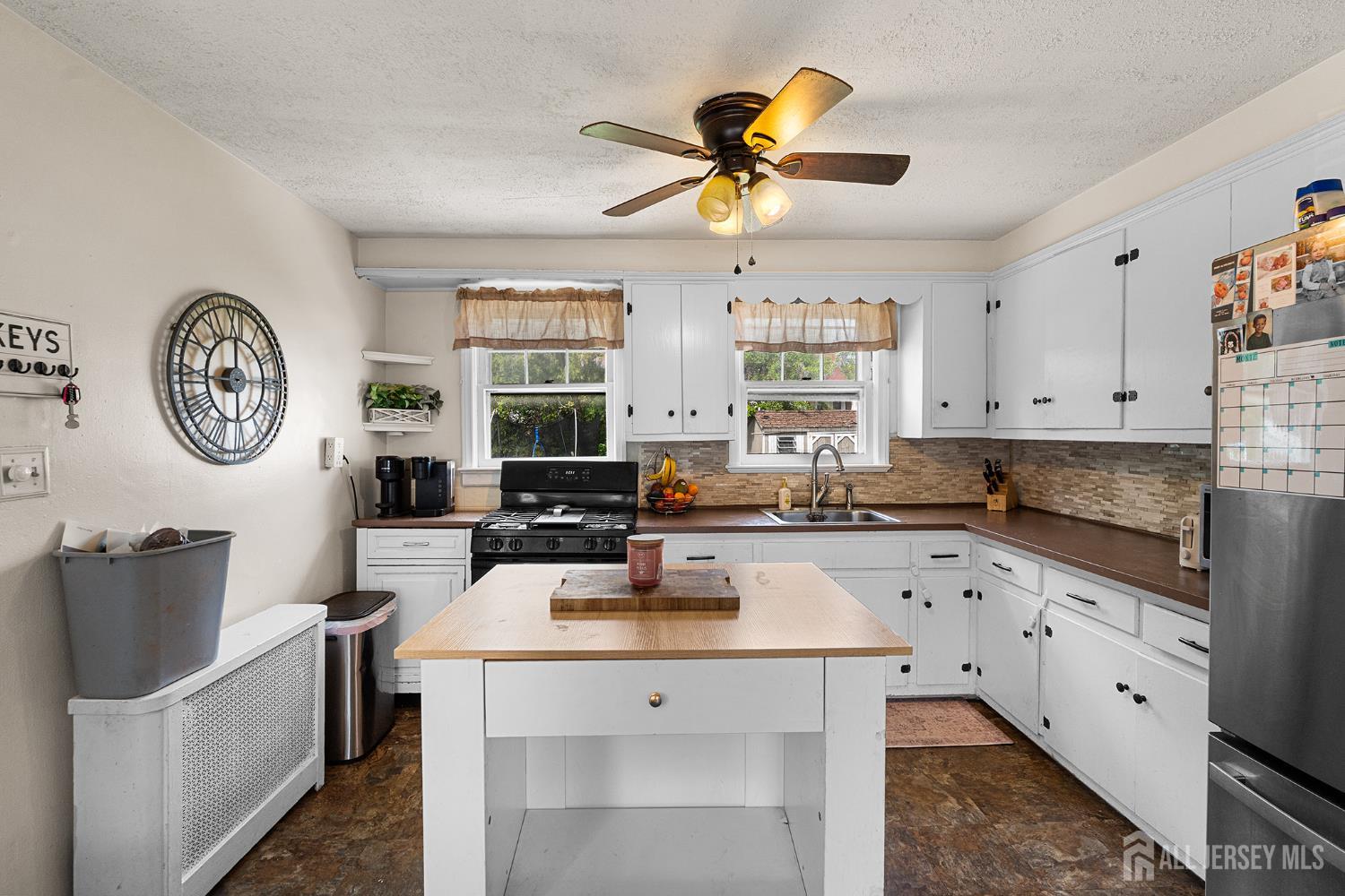 585 bamford, Middlesex, NJ, 07095