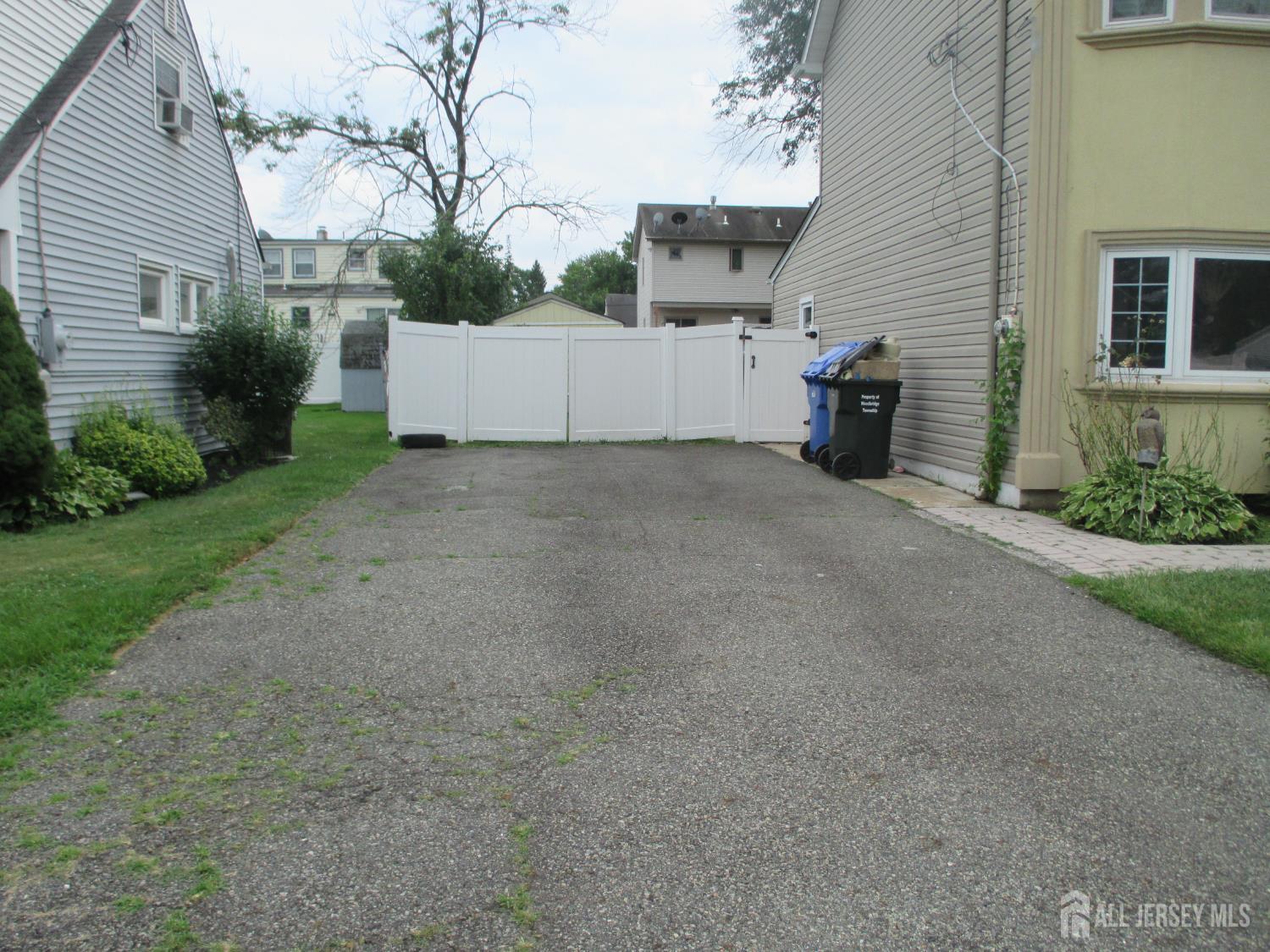 14 New Dover, Iselin, NJ, 08830