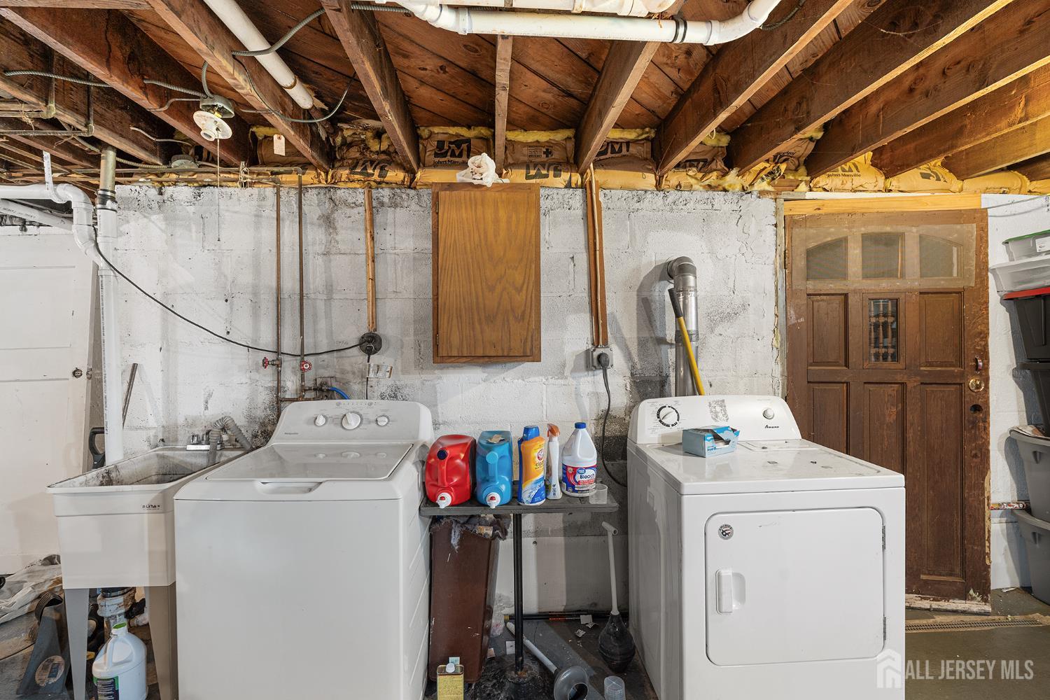 585 bamford, Middlesex, NJ, 07095