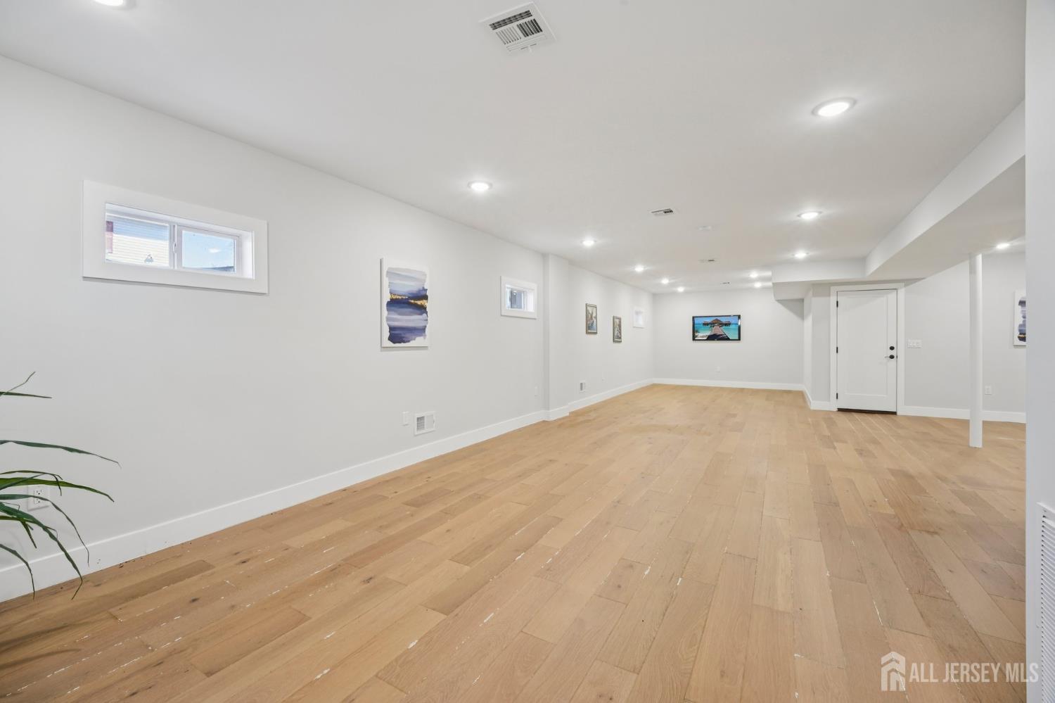 75 Jefferson, Edison, NJ, 08817