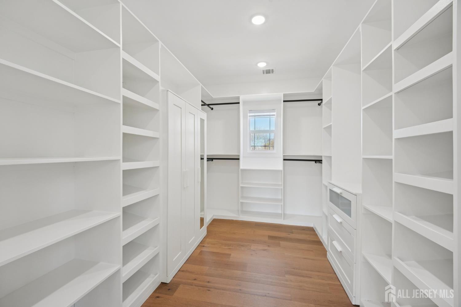 75 Jefferson, Edison, NJ, 08817