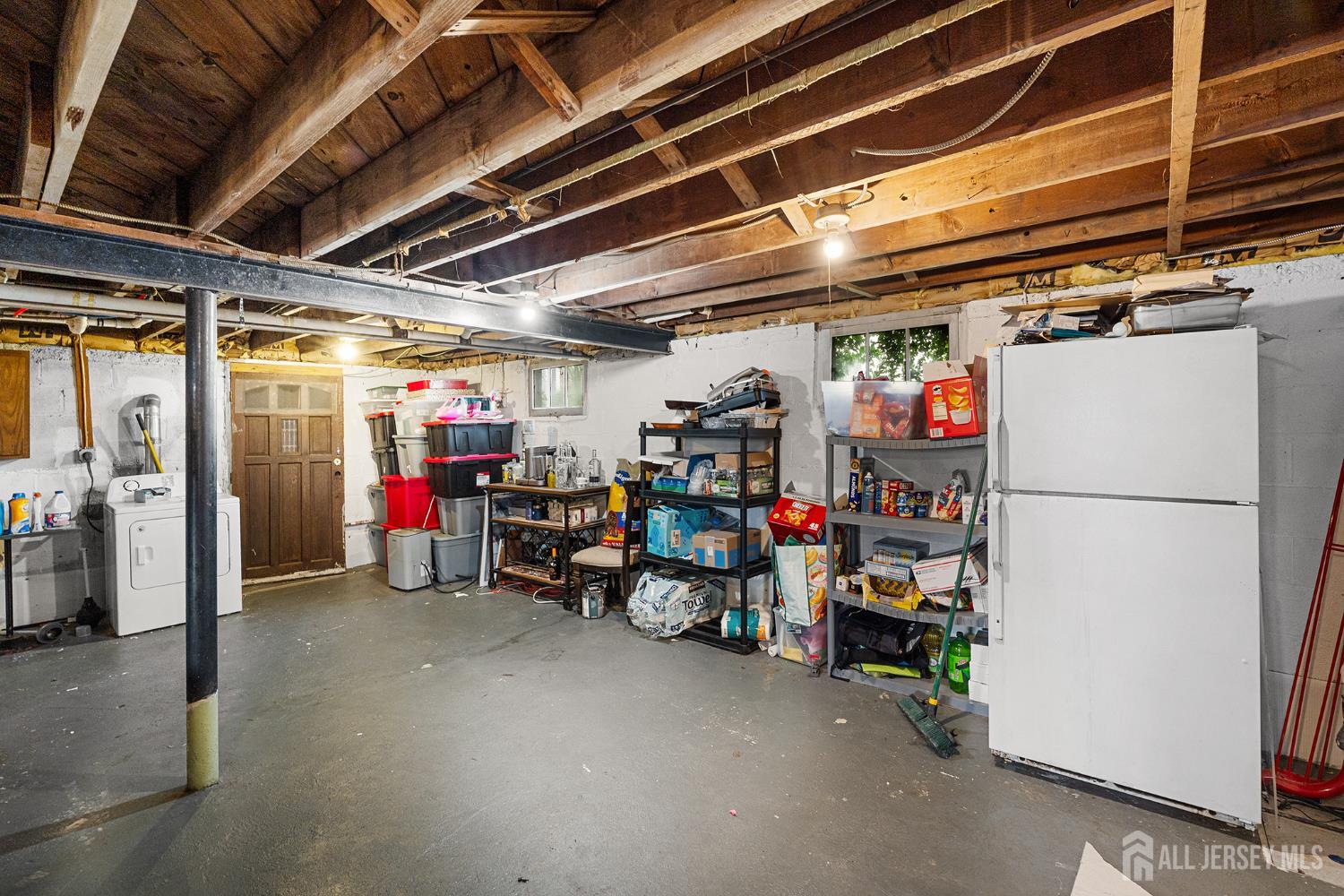 585 bamford, Middlesex, NJ, 07095