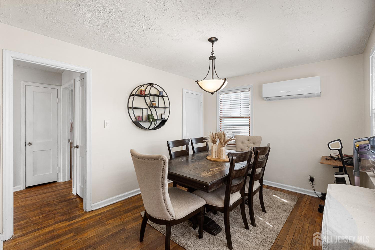 585 bamford, Middlesex, NJ, 07095