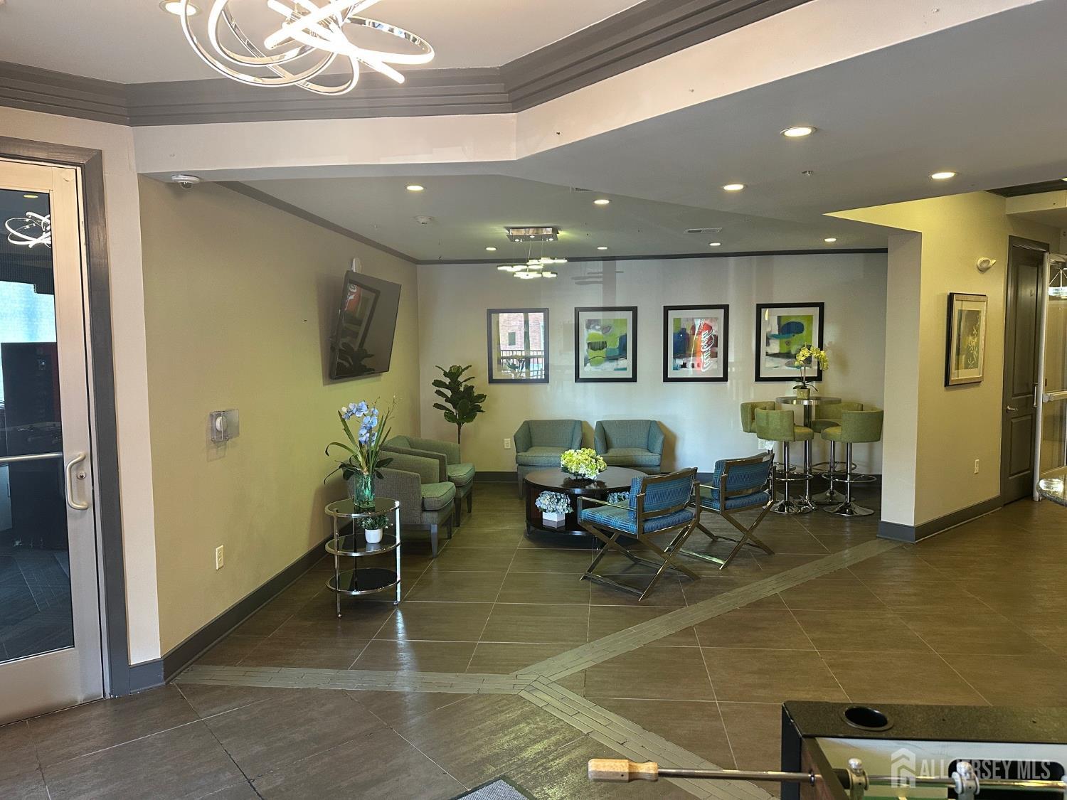 88 Roosevelt UNIT 212, Carteret, NJ, 07008