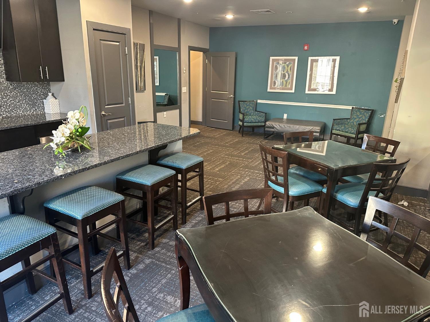 88 Roosevelt UNIT 212, Carteret, NJ, 07008