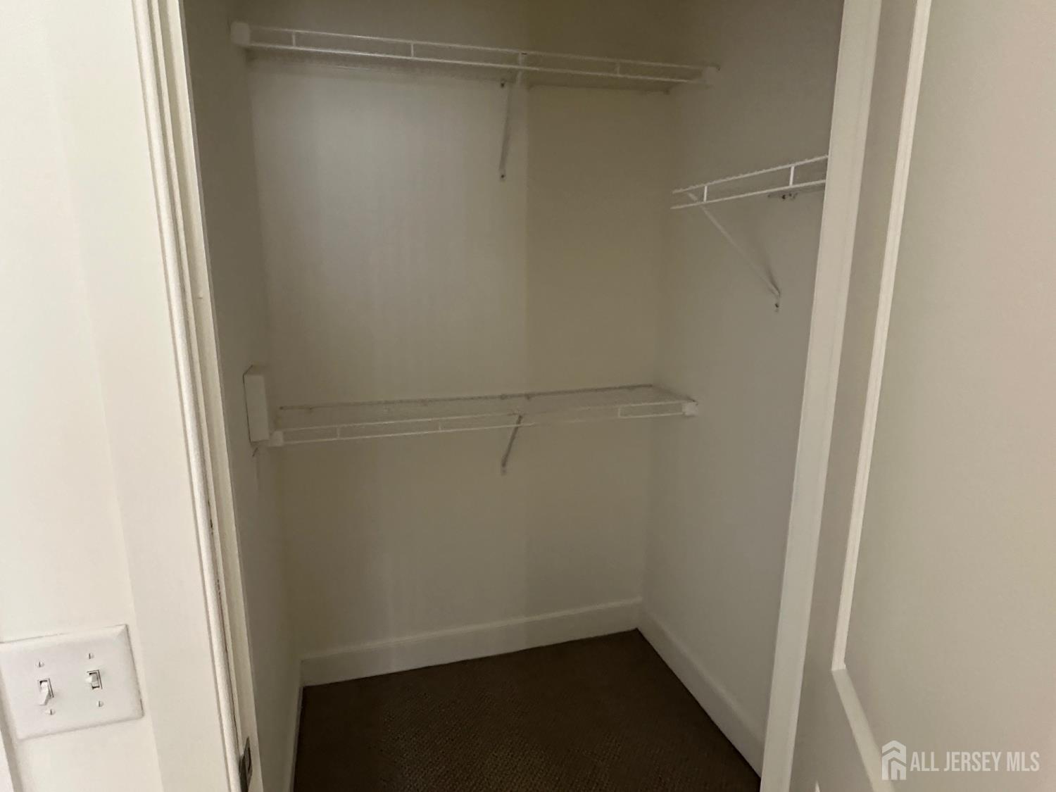 88 Roosevelt UNIT 212, Carteret, NJ, 07008