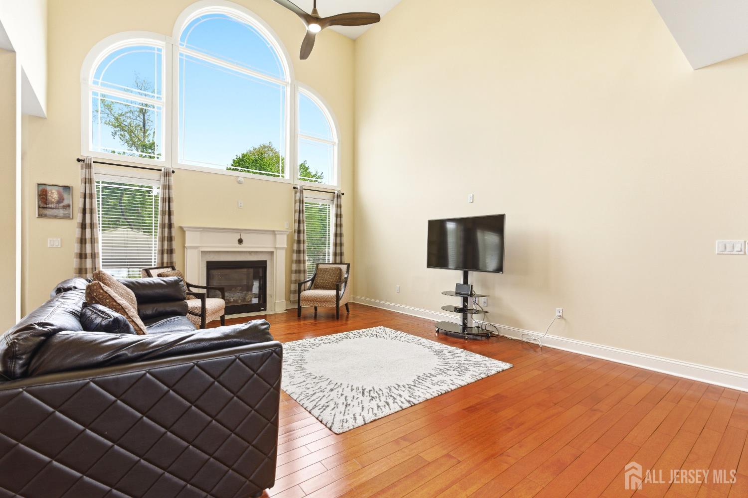 14 Hillsdale, Edison, NJ, 08820