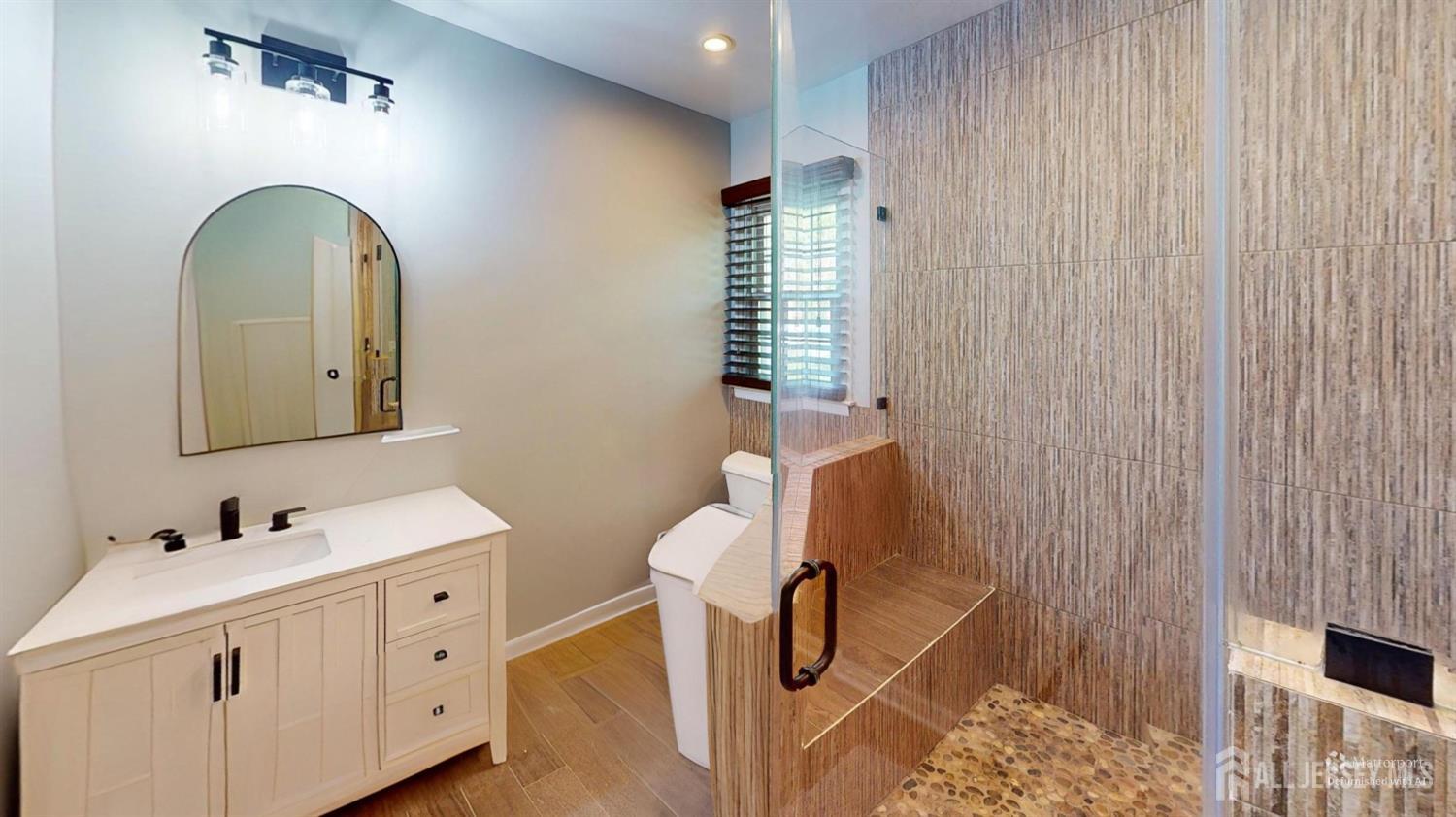 20 Revock, East Brunswick, NJ, 08816