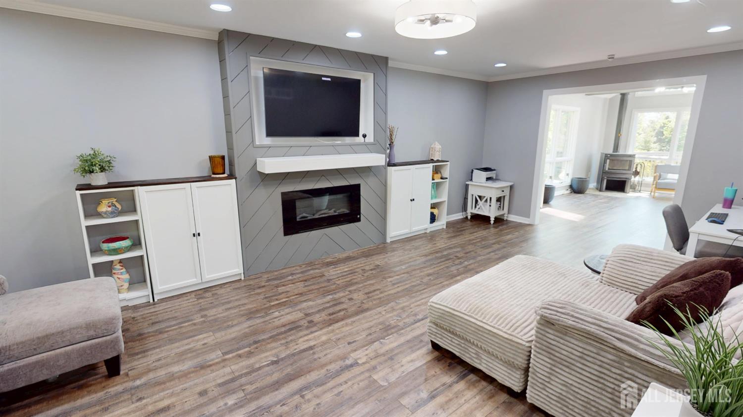 20 Revock, East Brunswick, NJ, 08816